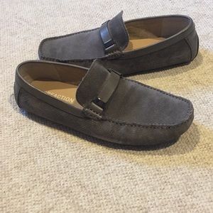 Kenneth Cole Reaction gray suede slip-on loafers